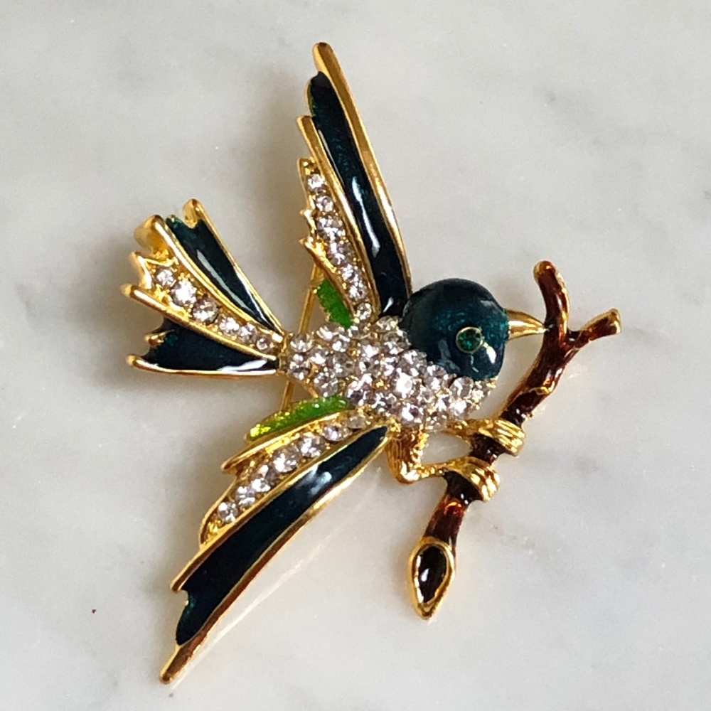(NEW) Green Blue Brown Enamel Bird on Tree Branch Gold Brooch Pin Rhinestone